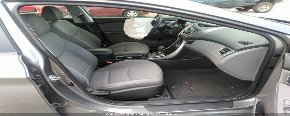 5NPDH4AE2DH210135 2013 HYUNDAI ELANTRA photo no. 5