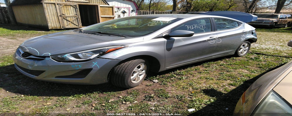 5NPDH4AE8FH548092 2015 HYUNDAI ELANTRA photo no. 2