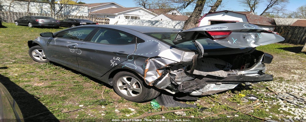 5NPDH4AE8FH548092 2015 HYUNDAI ELANTRA photo no. 3