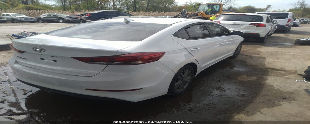 5NPD84LF9HH052405 2017 HYUNDAI ELANTRA photo no. 4
