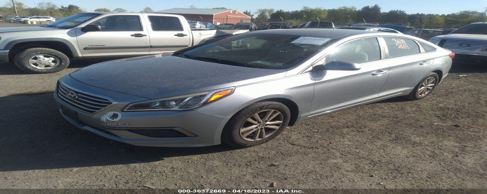 5NPE24AF7GH303140 2016 HYUNDAI SONATA photo no. 2