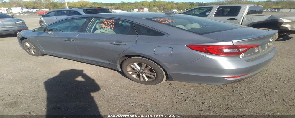 5NPE24AF7GH303140 2016 HYUNDAI SONATA photo no. 3