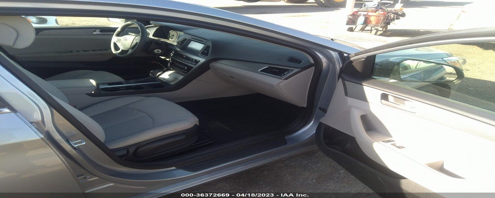 5NPE24AF7GH303140 2016 HYUNDAI SONATA photo no. 5