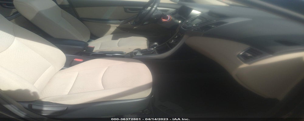KMHDH4AE3GU636857 2016 HYUNDAI ELANTRA photo no. 5