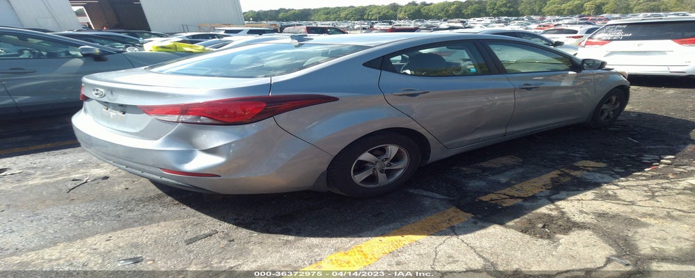 5NPDH4AEXFH602170 2015 HYUNDAI ELANTRA photo no. 4