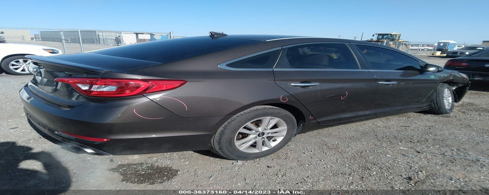 5NPE24AF8FH146880 2015 HYUNDAI SONATA photo no. 4