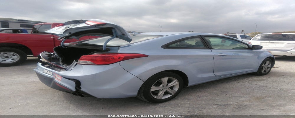 KMHDH6AE9DU015615 2013 HYUNDAI ELANTRA COUPE photo no. 4