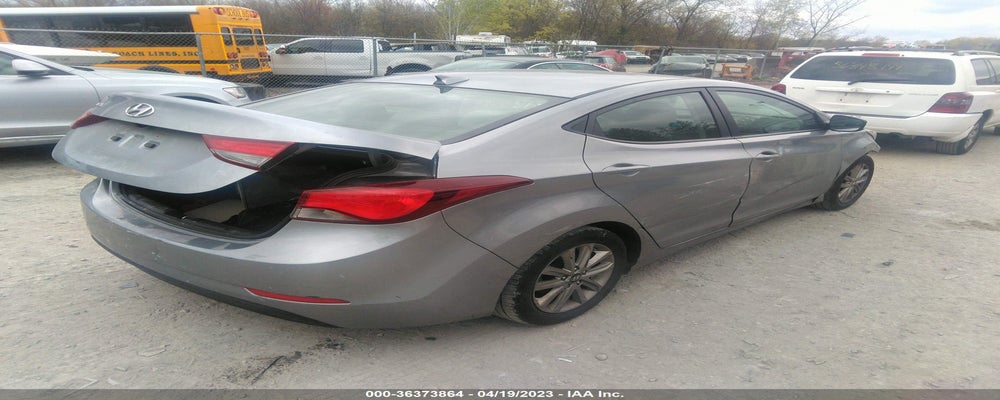 5NPDH4AE8GH769029 2016 HYUNDAI ELANTRA photo no. 4