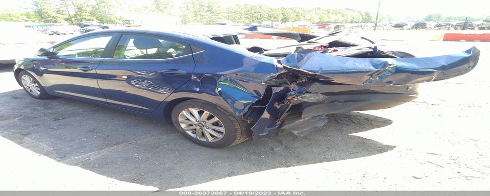 5NPDH4AE0FH613338 2015 HYUNDAI ELANTRA photo no. 3