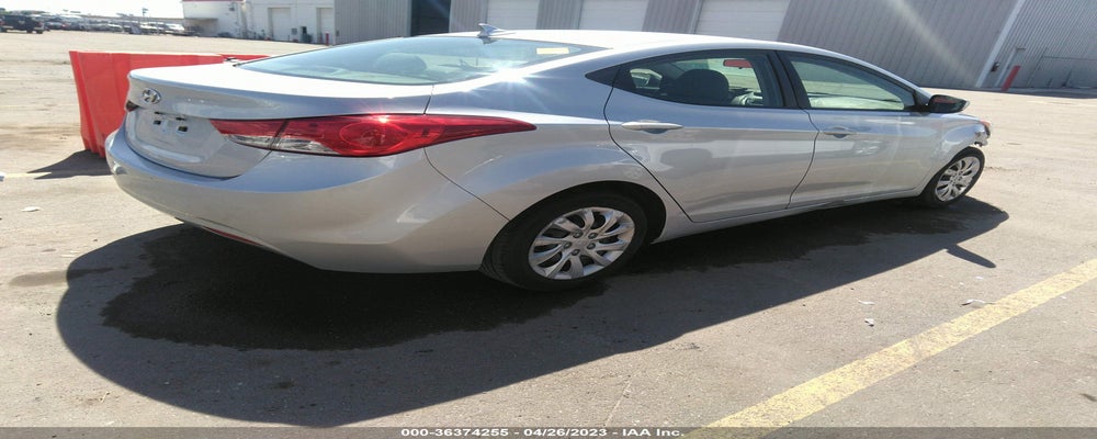 5NPDH4AE1CH080122 2012 HYUNDAI ELANTRA photo no. 4