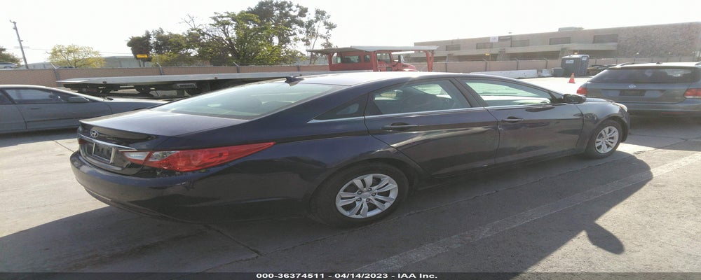 5NPEB4AC0DH602051 2013 HYUNDAI SONATA photo no. 4