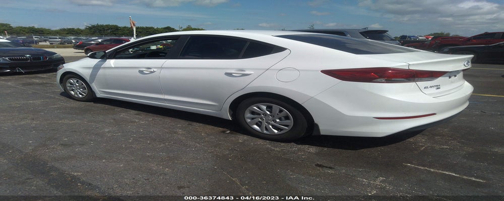 5NPD74LF5JH215463 2018 HYUNDAI ELANTRA photo no. 3