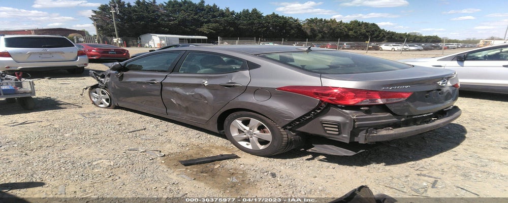 5NPDH4AEXDH389038 2013 HYUNDAI ELANTRA photo no. 3