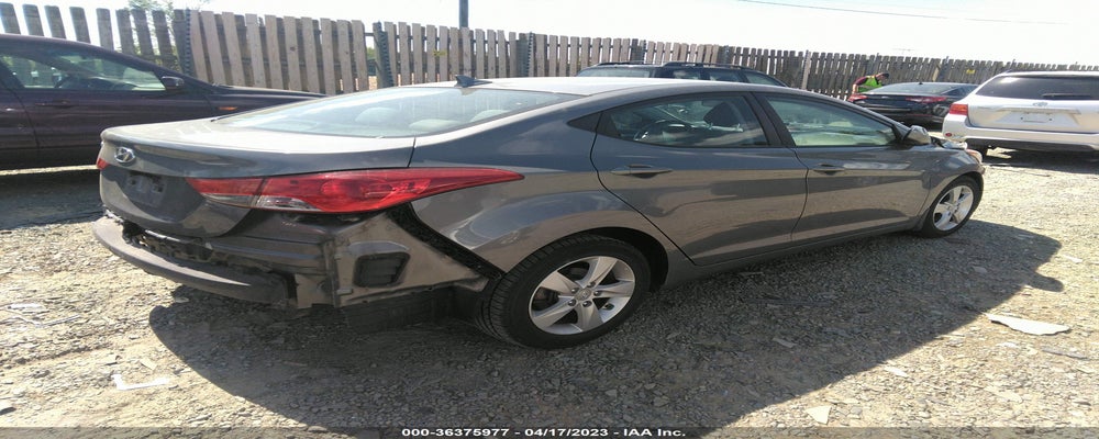 5NPDH4AEXDH389038 2013 HYUNDAI ELANTRA photo no. 4