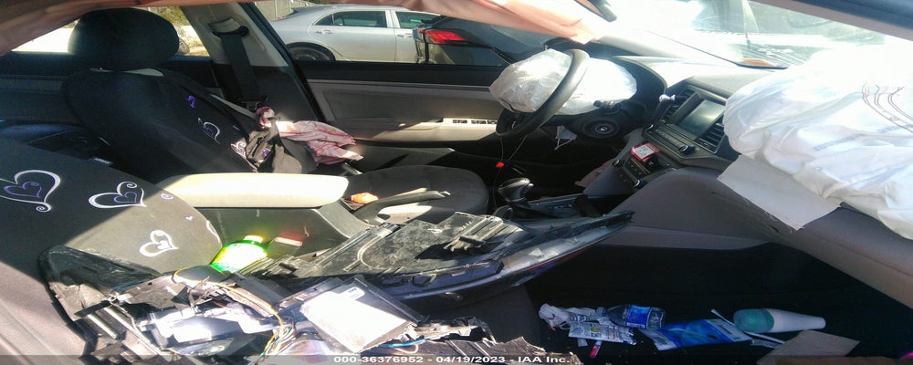5NPD84LF4JH296016 2018 HYUNDAI ELANTRA photo no. 5