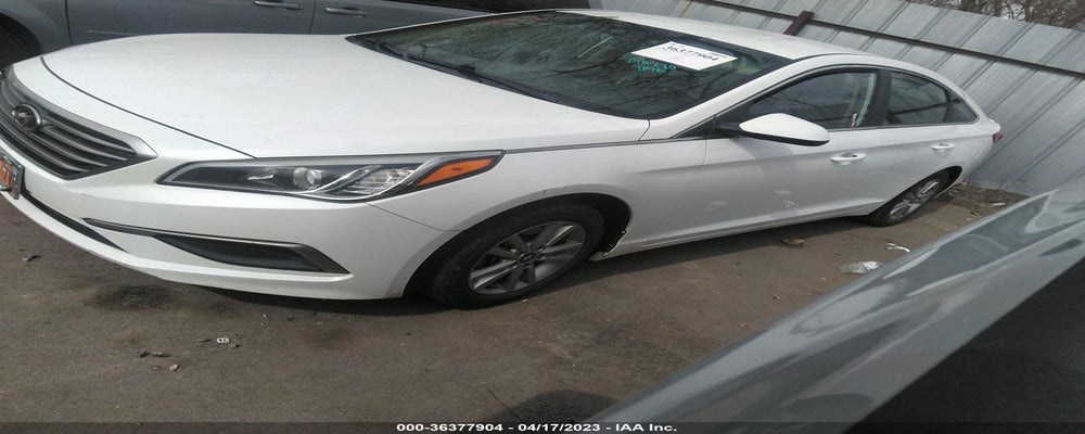 5NPE24AF7HH504411 2017 HYUNDAI SONATA photo no. 2