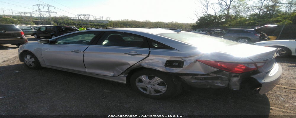 5NPEB4AC9BH187924 2011 HYUNDAI SONATA photo no. 3