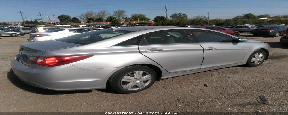 5NPEB4AC9BH187924 2011 HYUNDAI SONATA photo no. 4
