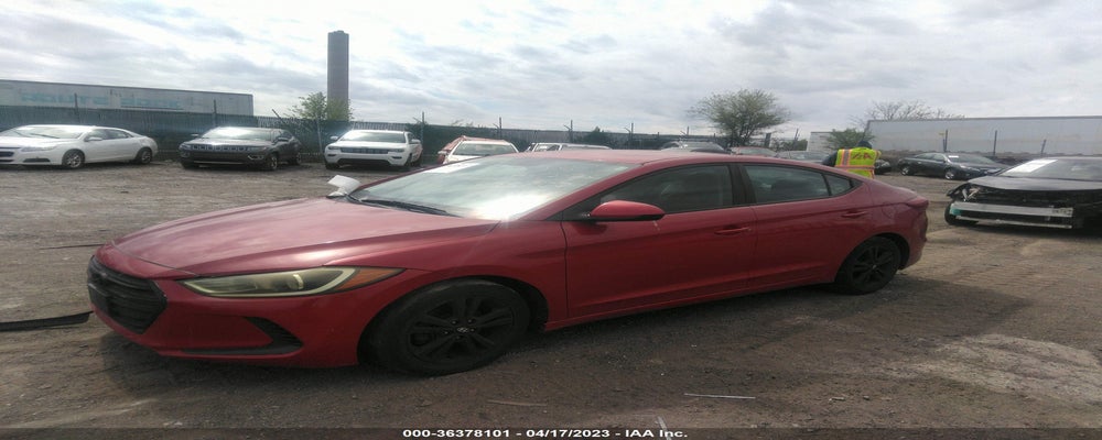 5NPD84LF9JH295900 2018 HYUNDAI ELANTRA photo no. 2