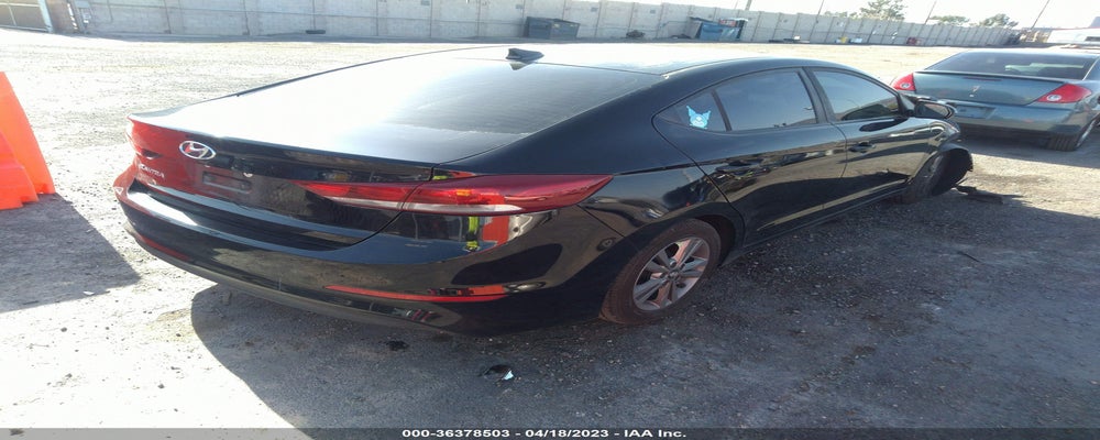 KMHD84LF1HU431884 2017 HYUNDAI ELANTRA photo no. 4