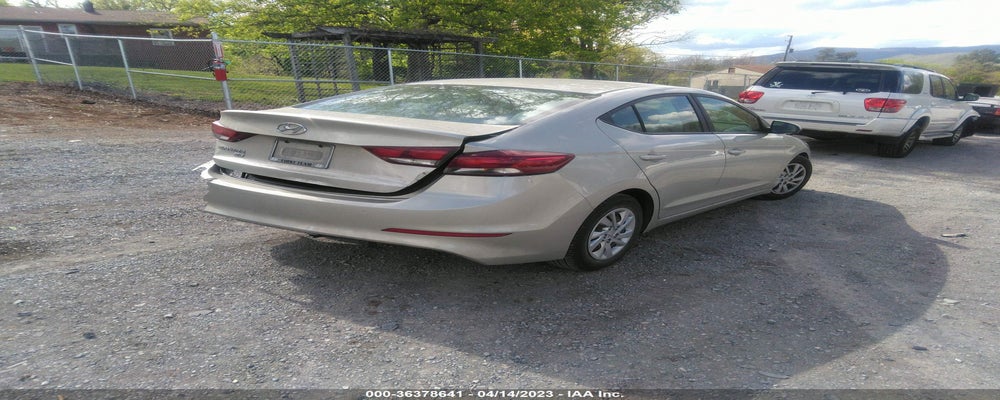 5NPD74LF7JH259500 2018 HYUNDAI ELANTRA photo no. 4