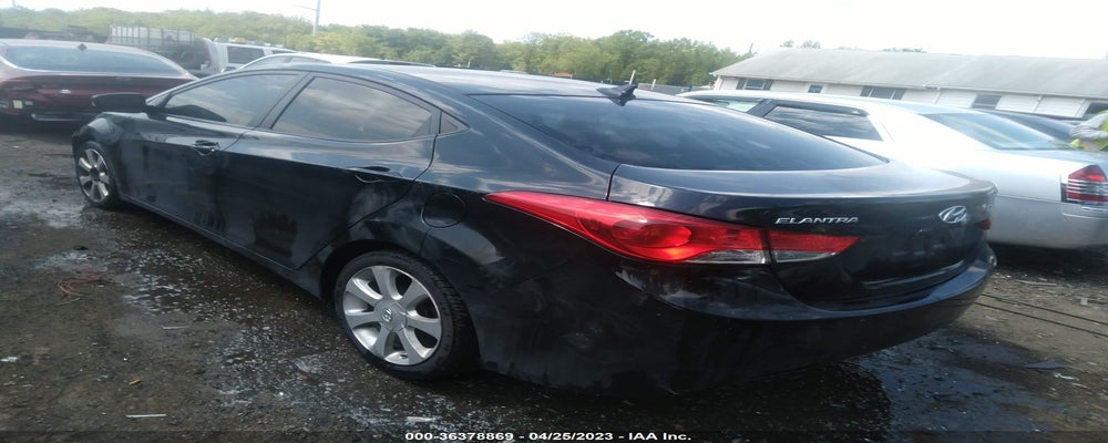 5NPDH4AE8DH163743 2013 HYUNDAI ELANTRA photo no. 3