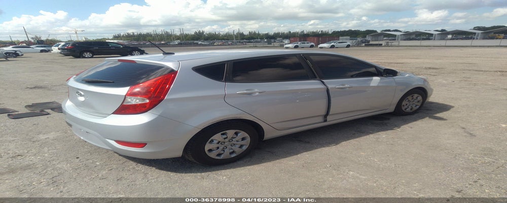 KMHCT5AE9HU312359 2017 HYUNDAI ACCENT photo no. 4