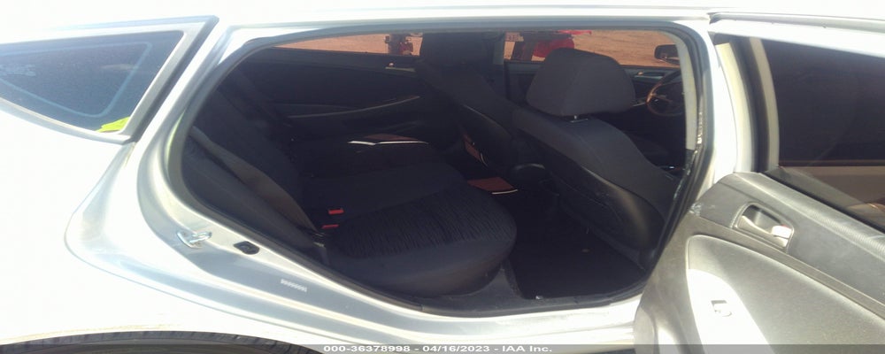KMHCT5AE9HU312359 2017 HYUNDAI ACCENT photo no. 8