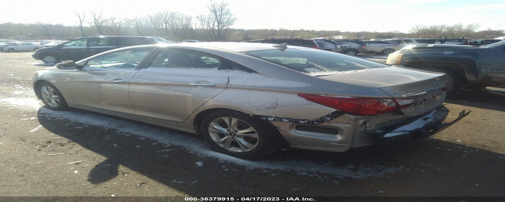 5NPEC4AC2BH095714 2011 HYUNDAI SONATA photo no. 3