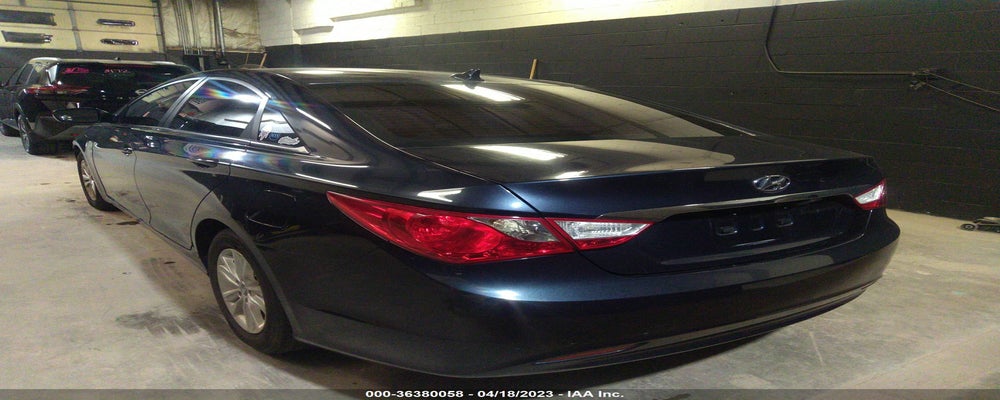 5NPEB4AC9BH250889 2011 HYUNDAI SONATA photo no. 3