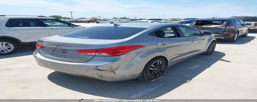 KMHDH4AE3DU660622 2013 HYUNDAI ELANTRA photo no. 4