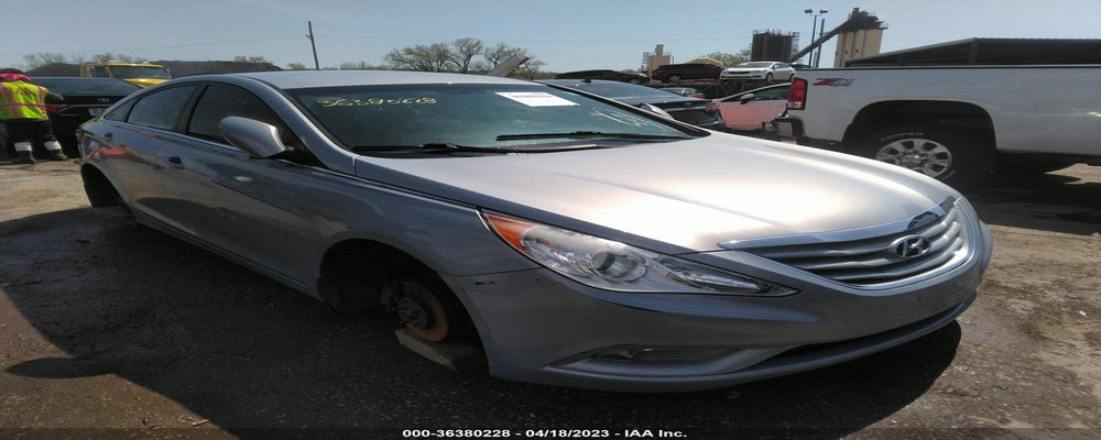 5NPEB4AC7DH712871 2013 HYUNDAI SONATA photo no. 13