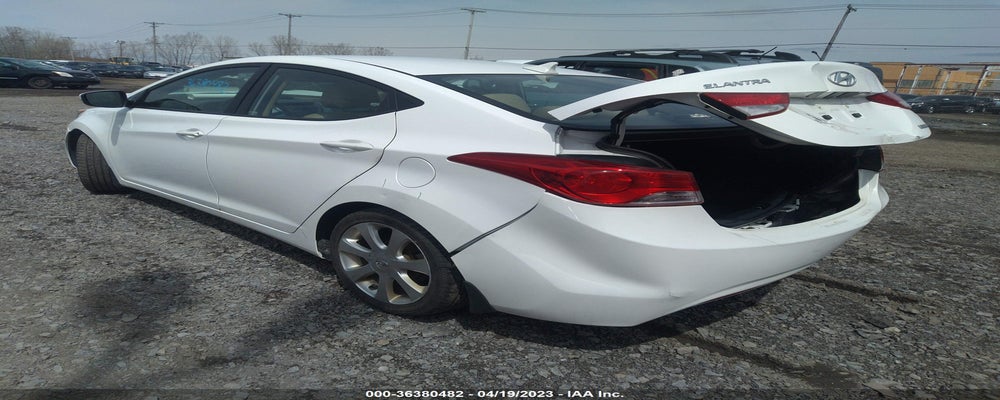 5NPDH4AE8DH201889 2013 HYUNDAI ELANTRA photo no. 3