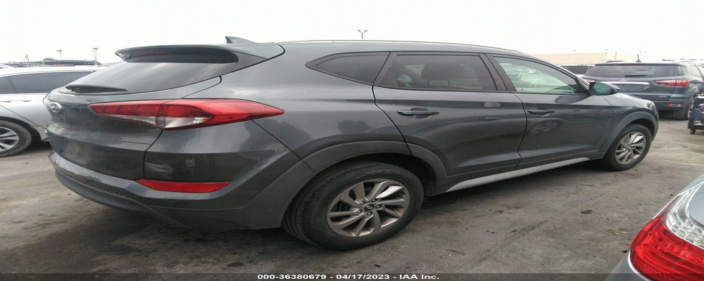 KM8J33A43JU672557 2018 HYUNDAI TUCSON photo no. 4