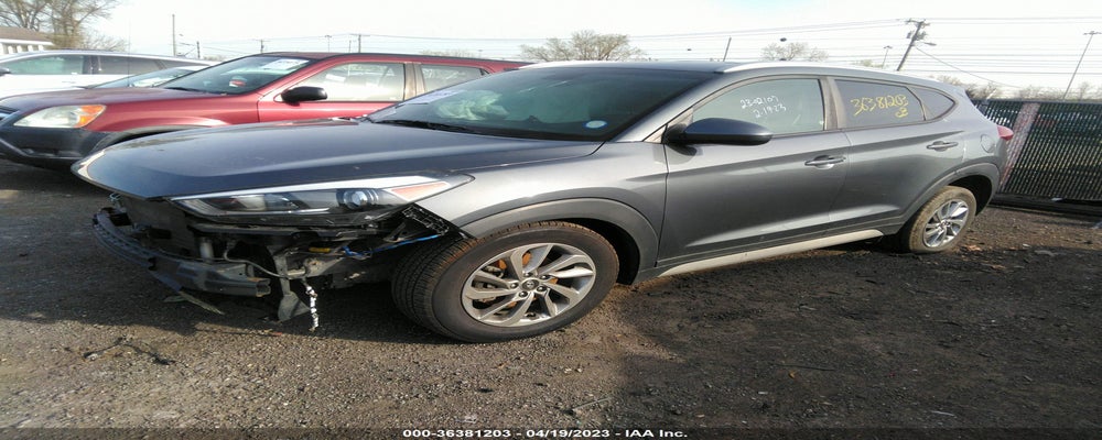 KM8J3CA4XJU734827 2018 HYUNDAI TUCSON photo no. 2