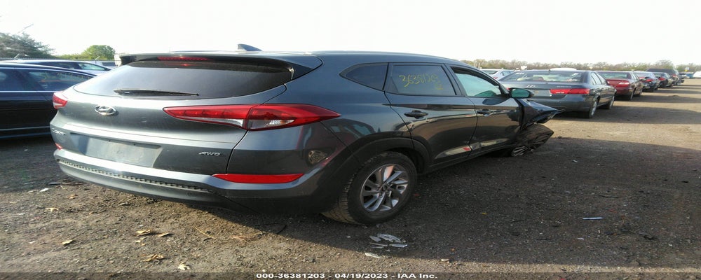 KM8J3CA4XJU734827 2018 HYUNDAI TUCSON photo no. 4