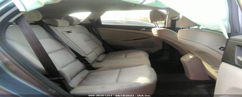 KM8J3CA4XJU734827 2018 HYUNDAI TUCSON photo no. 8
