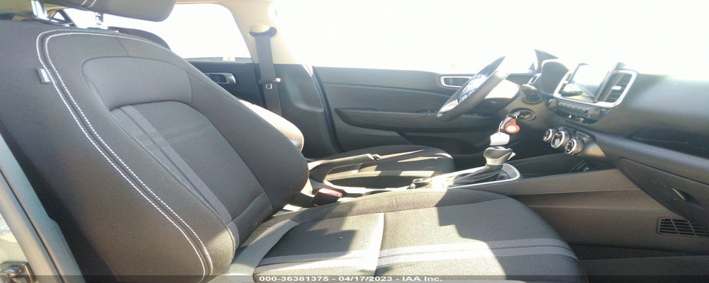 KMHRC8A34PU227292 2023 HYUNDAI VENUE photo no. 5