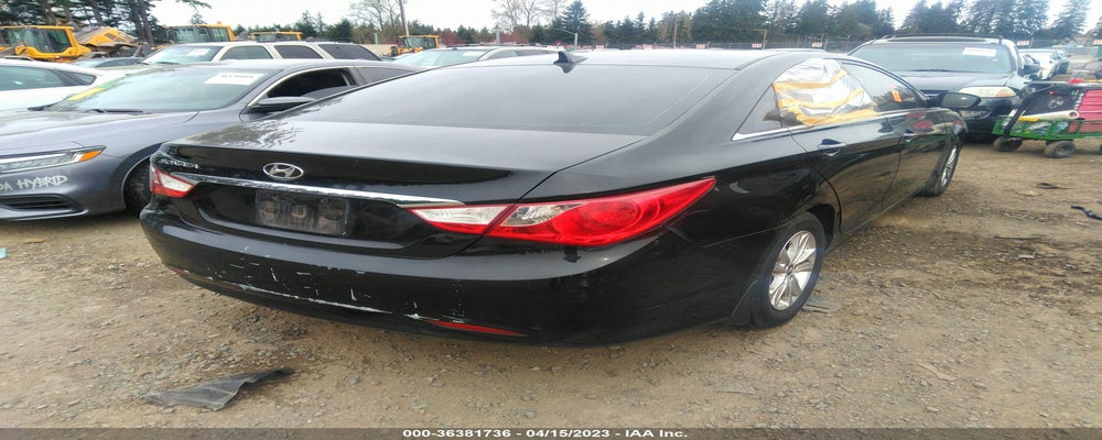 5NPEB4AC5BH102464 2011 HYUNDAI SONATA photo no. 4