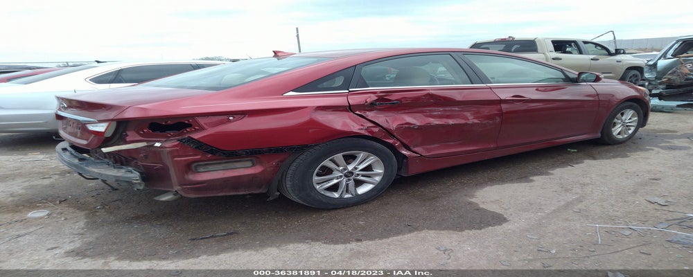 5NPEB4AC3EH928881 2014 HYUNDAI SONATA photo no. 4