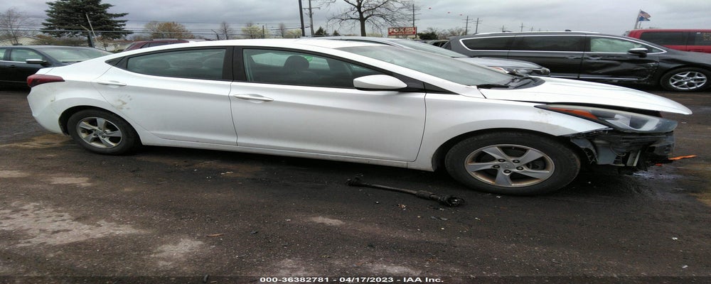 5NPDH4AEXEH524293 2014 HYUNDAI ELANTRA photo no. 4
