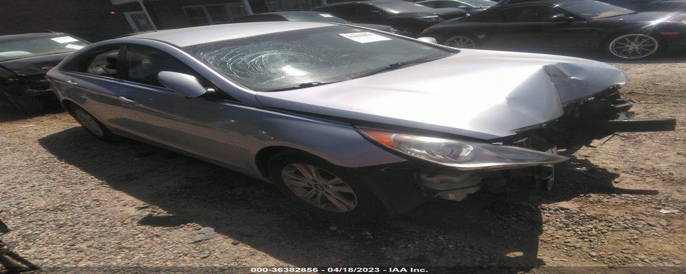 5NPEB4AC6CH369615 2012 HYUNDAI SONATA photo no. 4