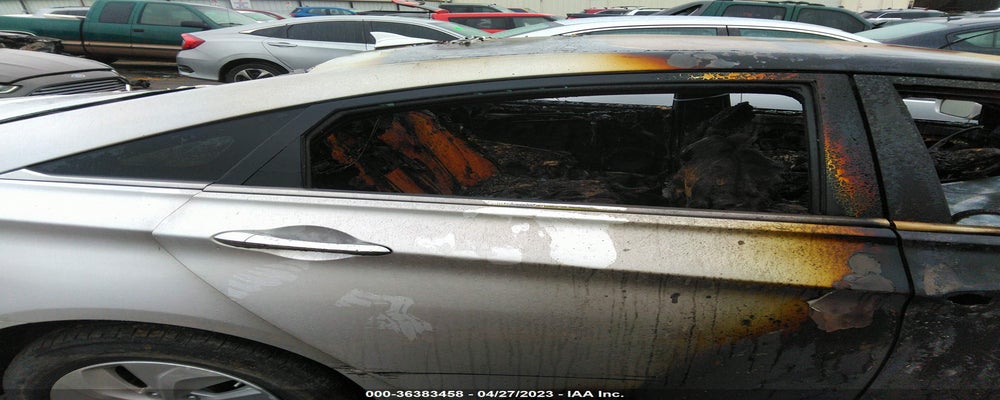 KMHEC4A41FA137212 2015 HYUNDAI SONATA HYBRID photo no. 8