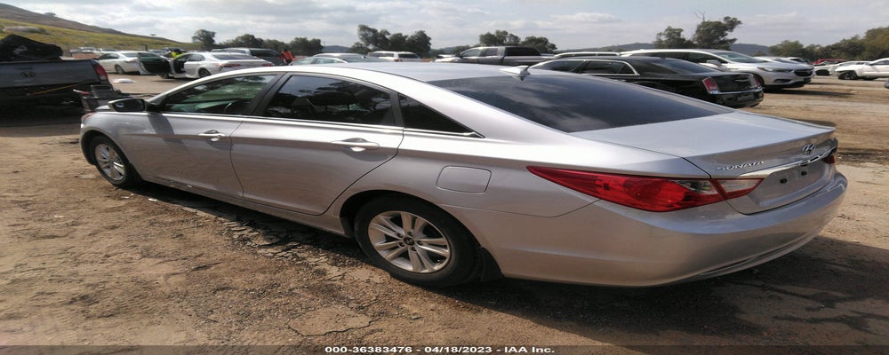 5NPEB4AC6DH748437 2013 HYUNDAI SONATA photo no. 3