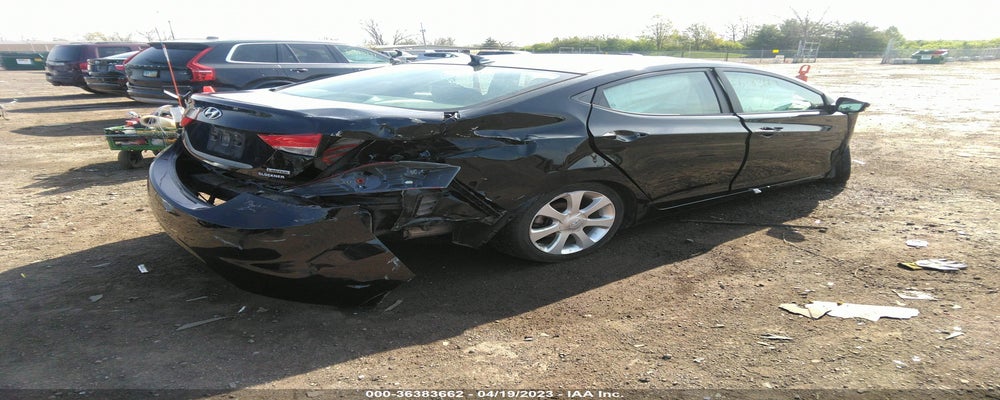 5NPDH4AEXDH173139 2013 HYUNDAI ELANTRA photo no. 4