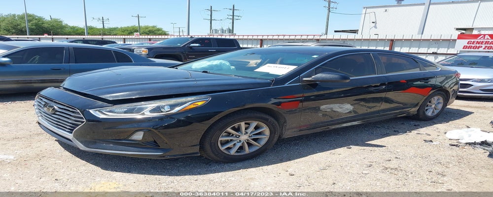 5NPE24AF7JH613702 2018 HYUNDAI SONATA photo no. 2
