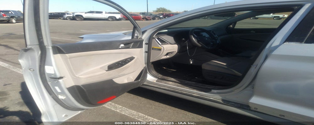 KM8J3CA45JU767184 2018 HYUNDAI TUCSON photo no. 5