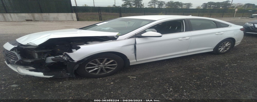 5NPE24AFXKH810929 2019 HYUNDAI SONATA photo no. 2
