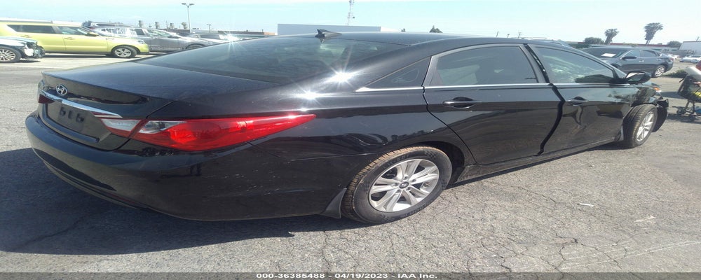 5NPEB4AC2DH694280 2013 HYUNDAI SONATA photo no. 4