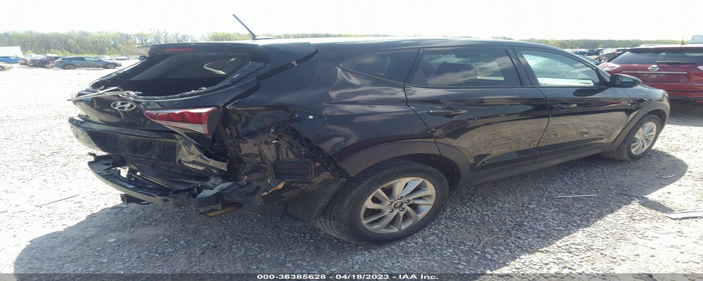 KM8J23A43HU391680 2017 HYUNDAI TUCSON photo no. 4